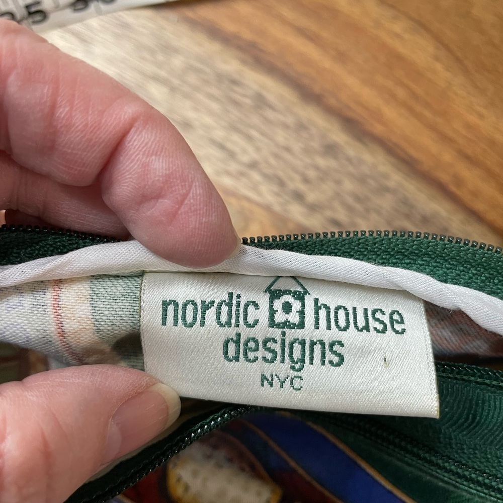 Nordic House Design NYC Unisex Fanny pack Golf Print Green Blue Red Yellow - Picture 3 of 16